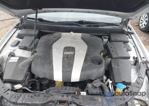 2012 Hyundai Genesis 3.8 z USA, uszkodzony, nr VIN KMHGC4DD6CU154151